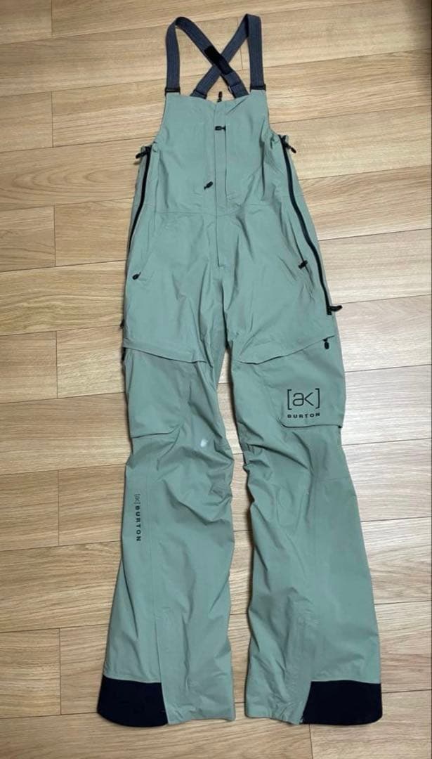 年末値下げ中　Burton [ak] レディースウェア 上下セット　xs サイズ