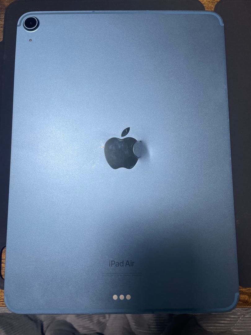 iPad Air 第5世代64GBWi-Fi＋cellerタイプ、カバー付