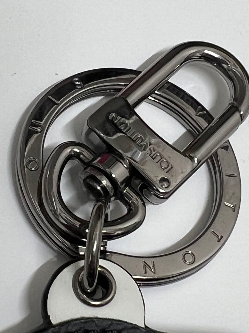 LV モノグラムエクリプス ポルトクレ ネズミ キーリング キーチャーム