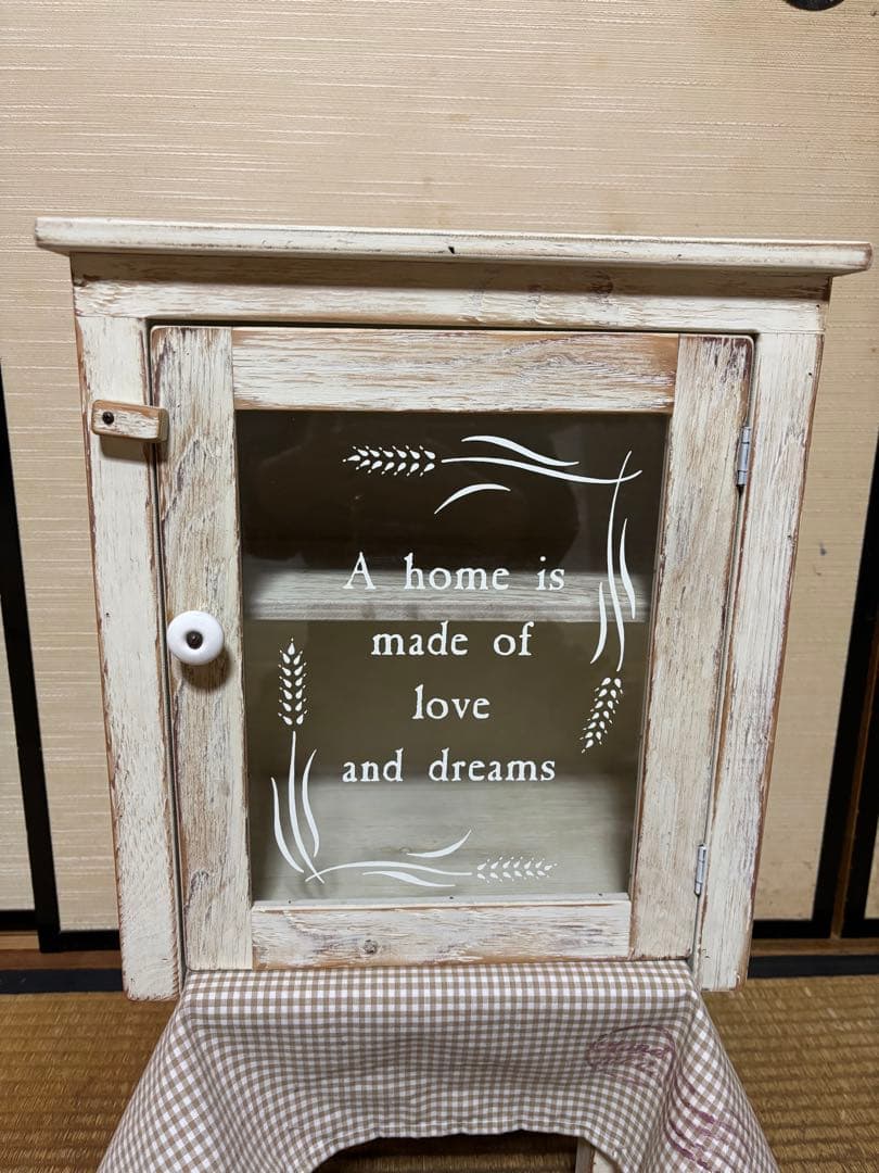 アンファン　シャビーホワイトなミニキャビネット