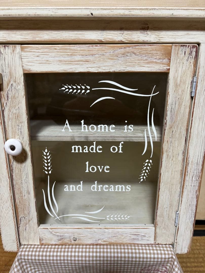 アンファン　シャビーホワイトなミニキャビネット