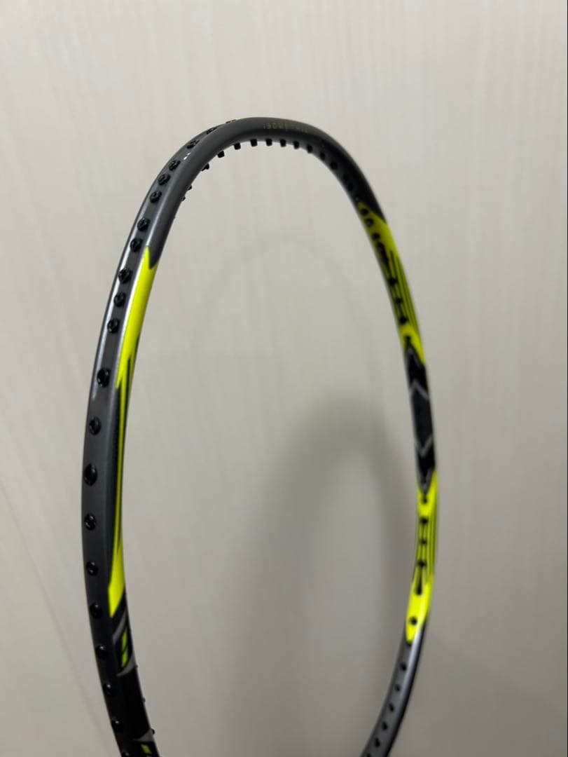 バドミントンラケット アークセイバー7pro(4U)