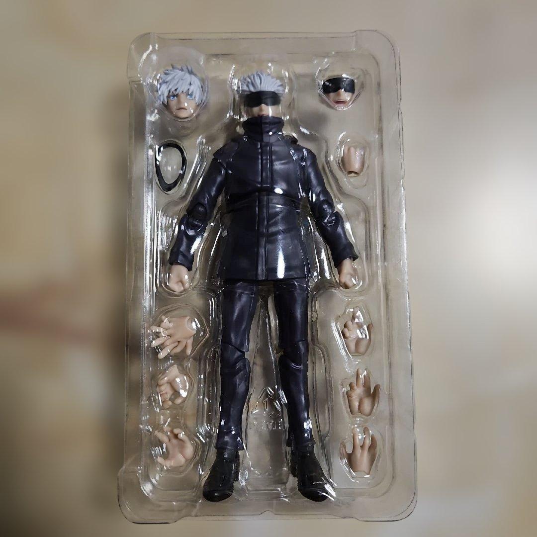 最安値！！五条悟可動フィギュア