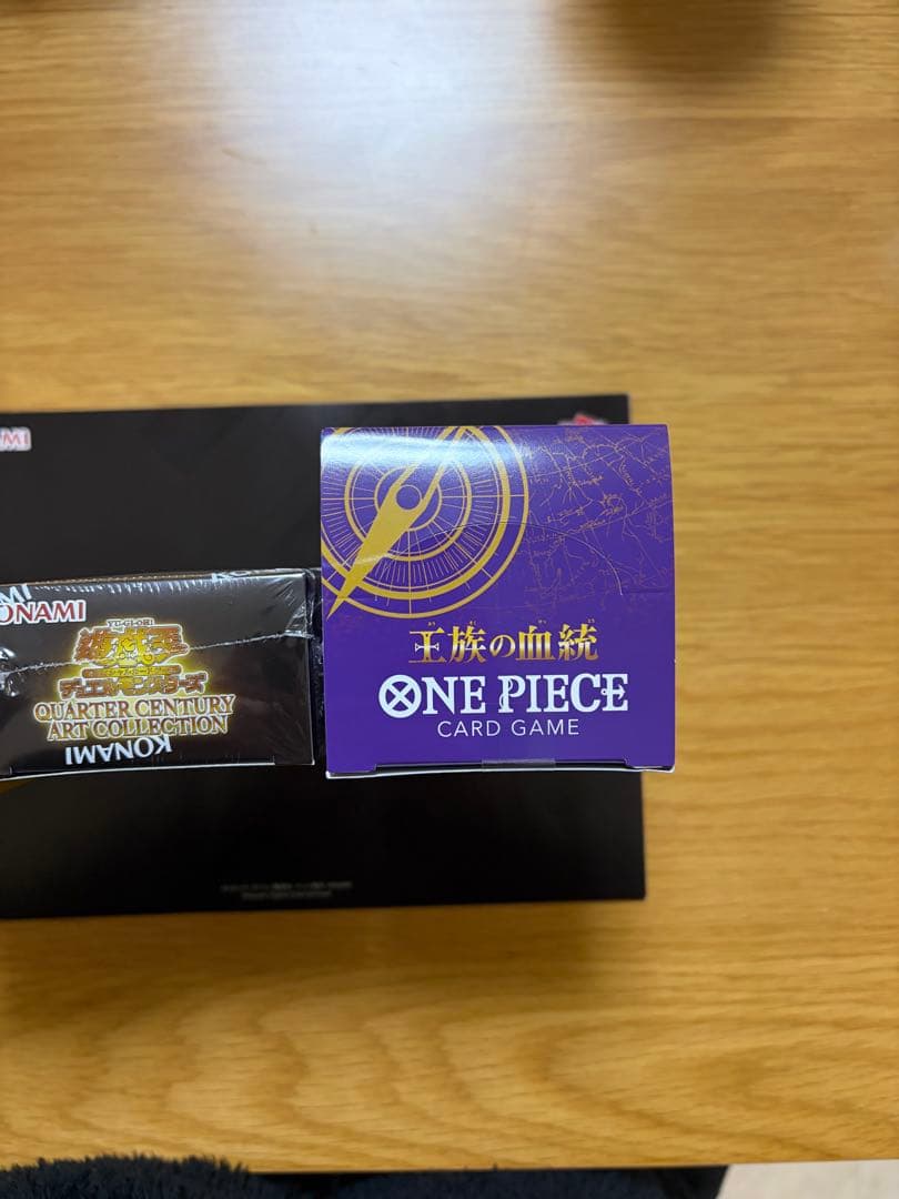ワンピースカードボックス