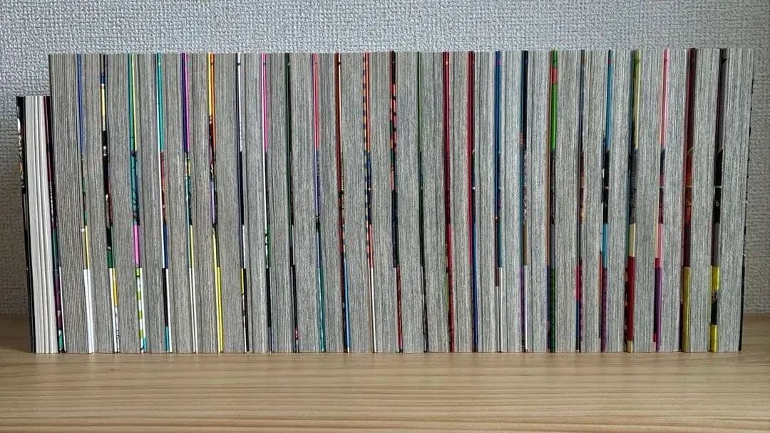 ジョジョリオン2〜27巻（初版・帯付き）、死刑執行中脱獄進行中、ポストカード、栞