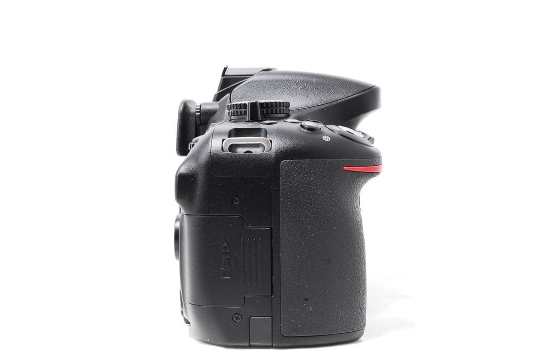 ❣️Nikon D5200❣️すぐ使えるセット❣️スマホ転送OK❣️手ぶれ補正レンズ❣️