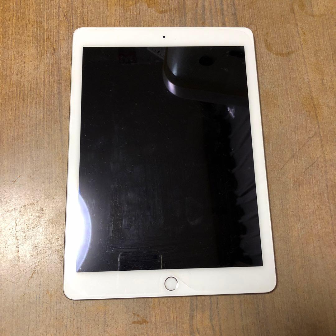 iPad Air2 Wi-Fiモデル　シルバー　タブレット　9.7インチ