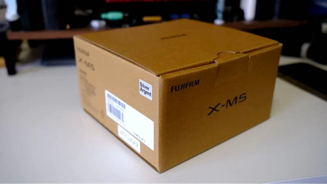 富士フイルム X-M5（シルバー・ボディ単体）　新品未使用品
