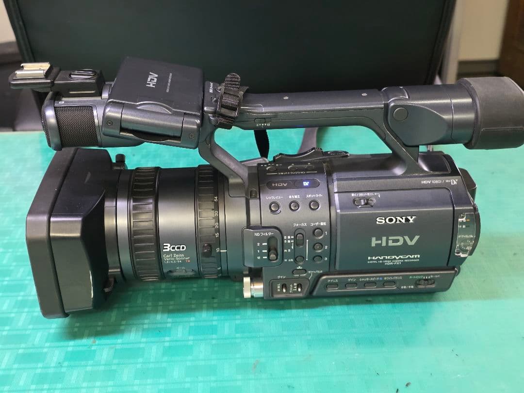 SONY HDR-FX1 3CCD プロ向けフルハイビジョンビデオ