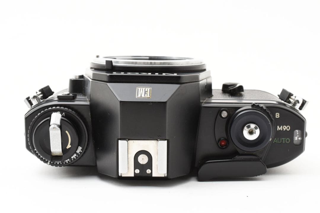超美品 NIKON ニコン EM フィルムカメラ　モルト新品交換済 B750