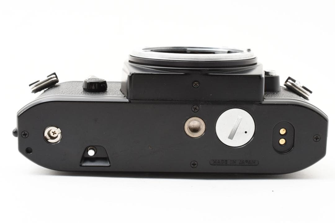 超美品 NIKON ニコン EM フィルムカメラ　モルト新品交換済 B750