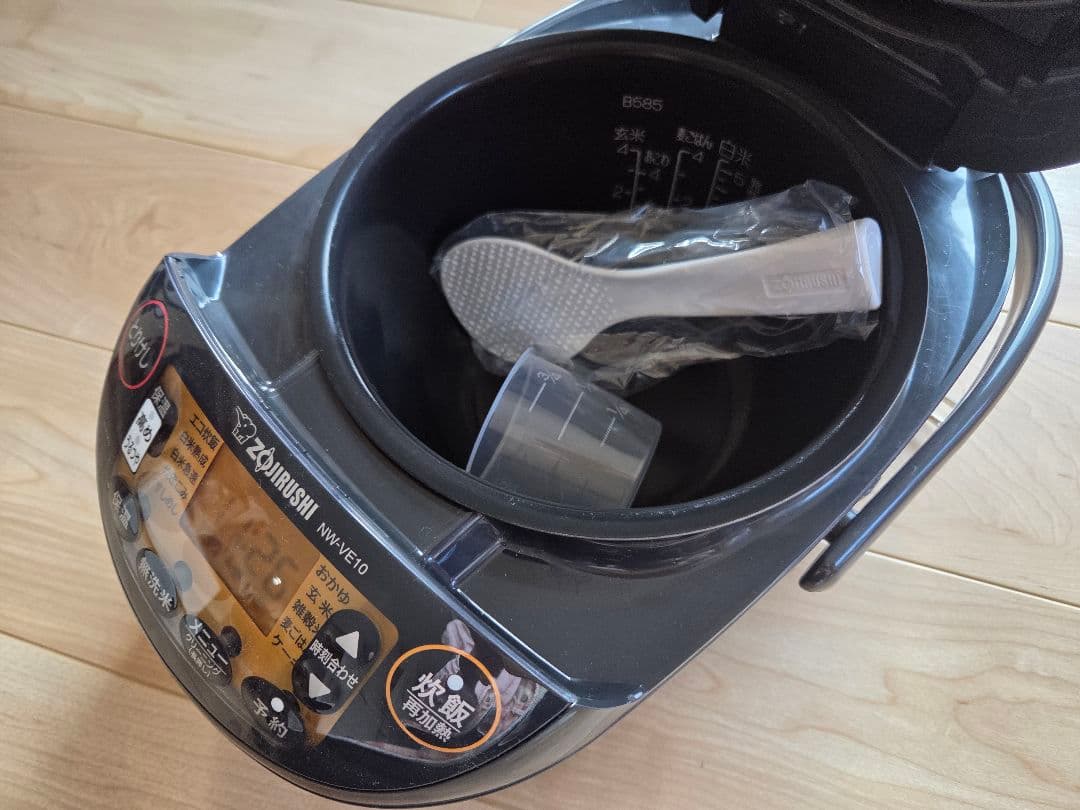 Zojirushi 炊飯器 NW-VE10 5.5合 黒