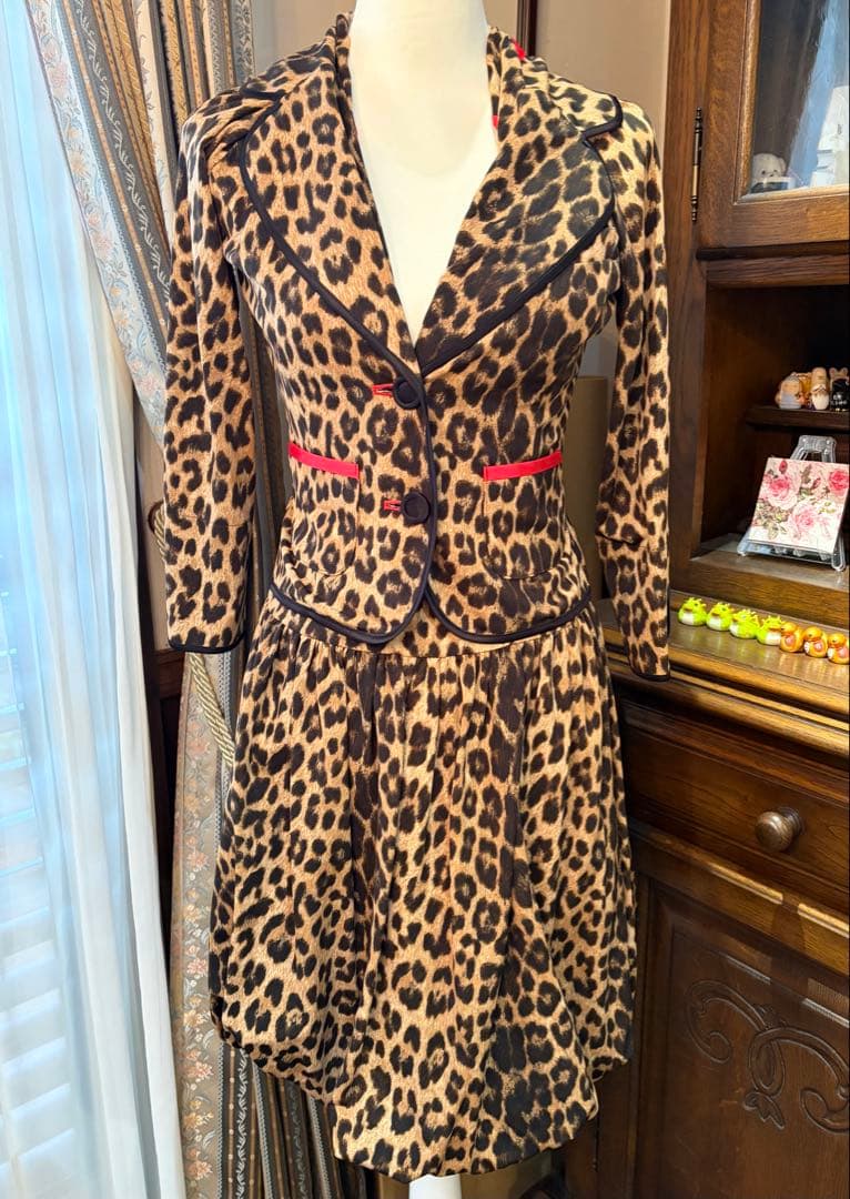 ❤️レジーナロマンティコ❤️レオパード柄❤️別注スーツ❤️36