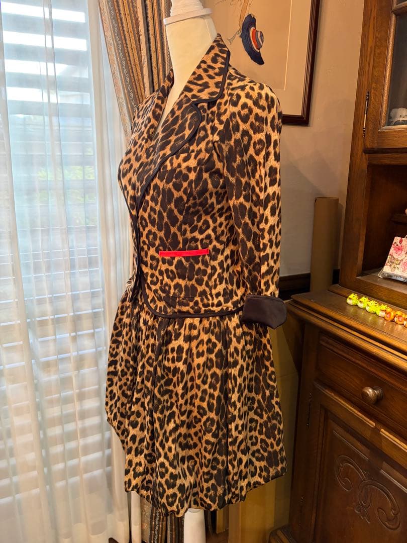 ❤️レジーナロマンティコ❤️レオパード柄❤️別注スーツ❤️36