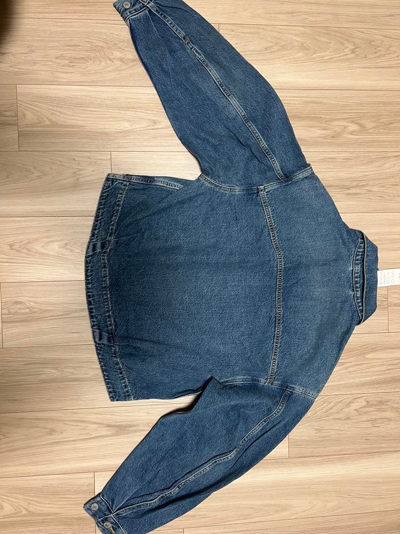 新品 Levi’s/SLOBE別注 BALLOON SLEEVE TRACKER