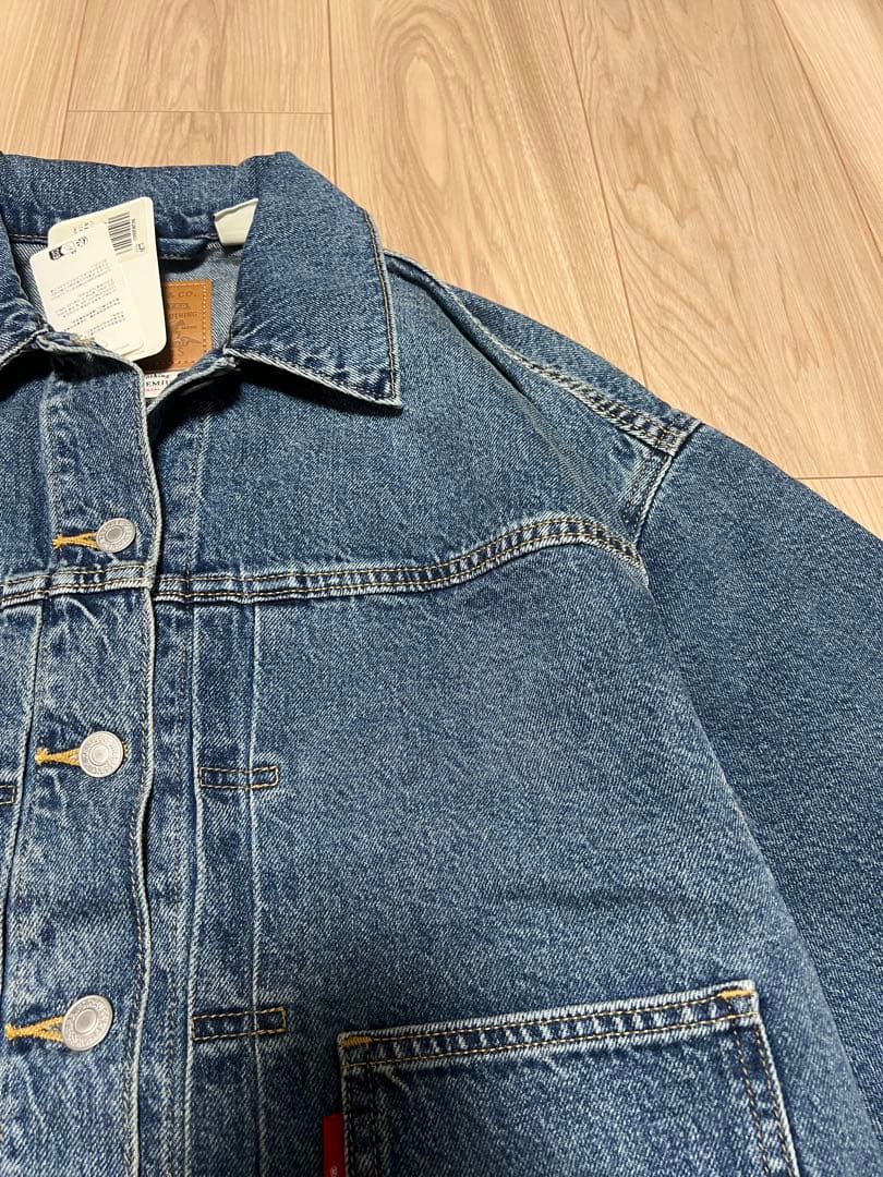 新品 Levi’s/SLOBE別注 BALLOON SLEEVE TRACKER