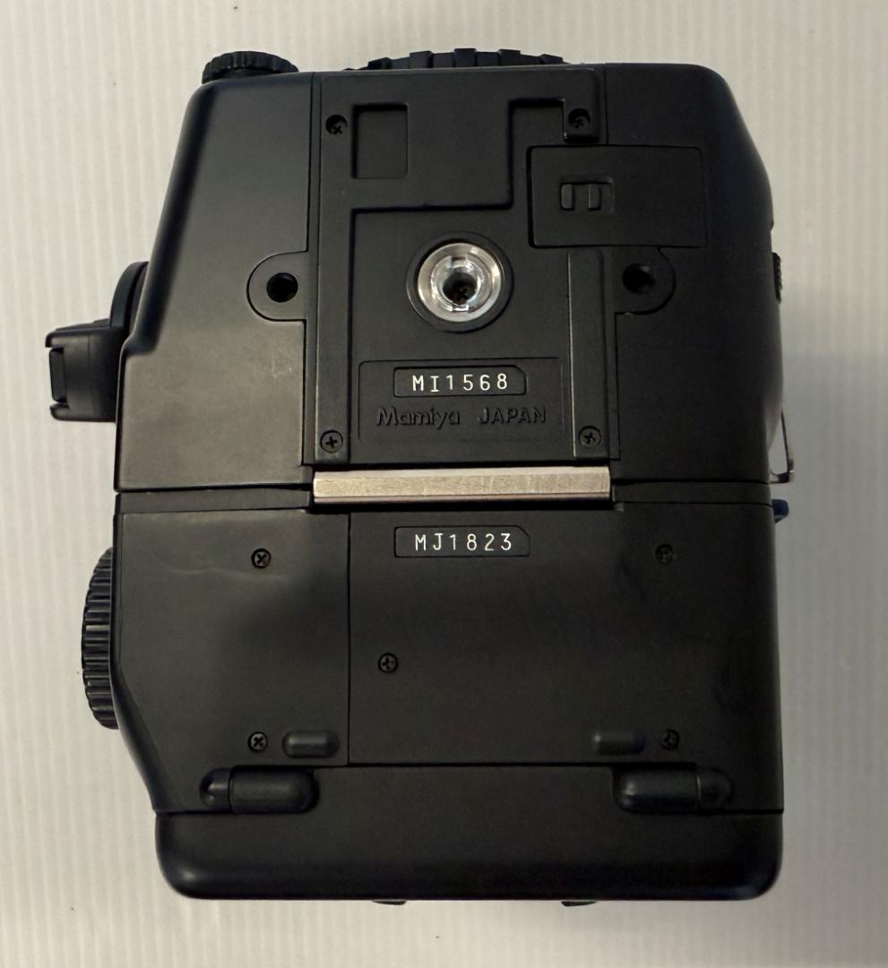 Mamiya マミヤ 645Pro ＋カメラグリップ＋ポラロイドパック付き