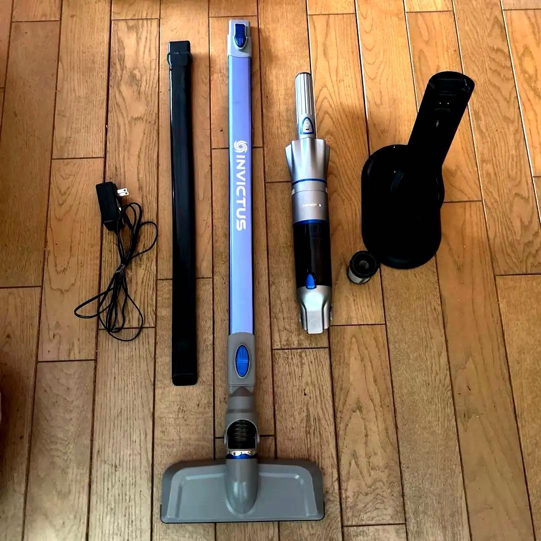 インビクタスワン　アイスシルバー　セット　コードレスクリーナー