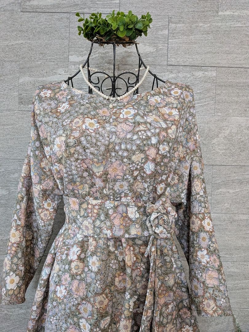 A271着物リメイク辻が花柄Aラインワンピース★リボン・ブローチ