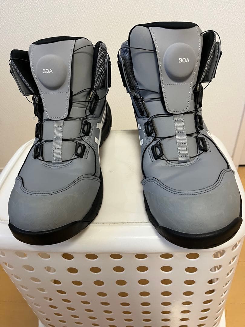 ASICS BOAシステム ハイカット安全靴 グレー