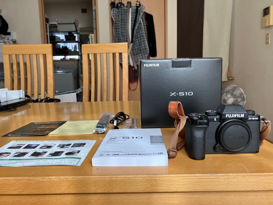 Tony　FUJIFILM X-S10 ブラック　付属品完備　美品