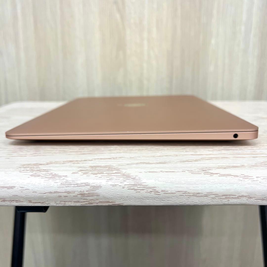 MacBookAir 13インチ 2020 Apple M1 8GB 256GB