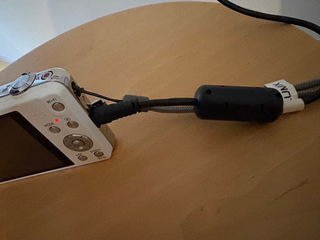 LUMIX DMX-ZS25 ホワイト 10倍ズーム