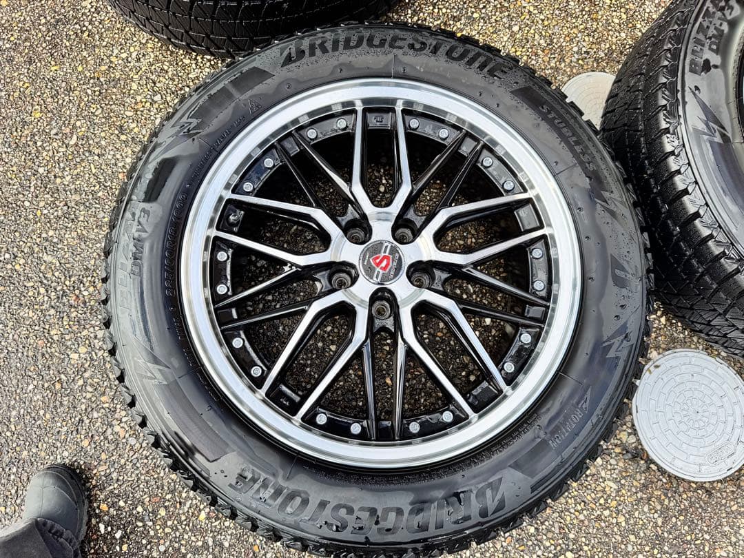 ハリアー スタッドレス タイヤ BLIZZAK DM V3 225/60R18