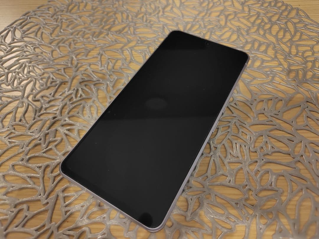 【美品】AQUOS R7 docomo 本体SH−52C シムフリー