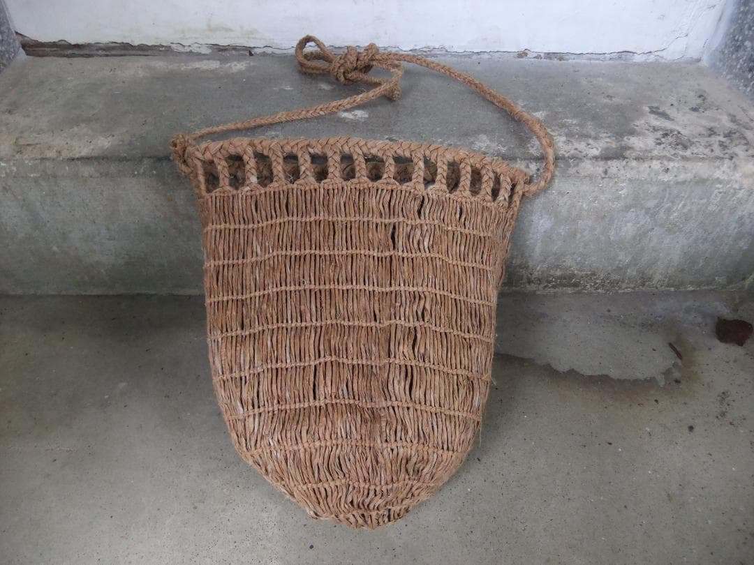 アイヌ民具　編み袋　サラニプ*1