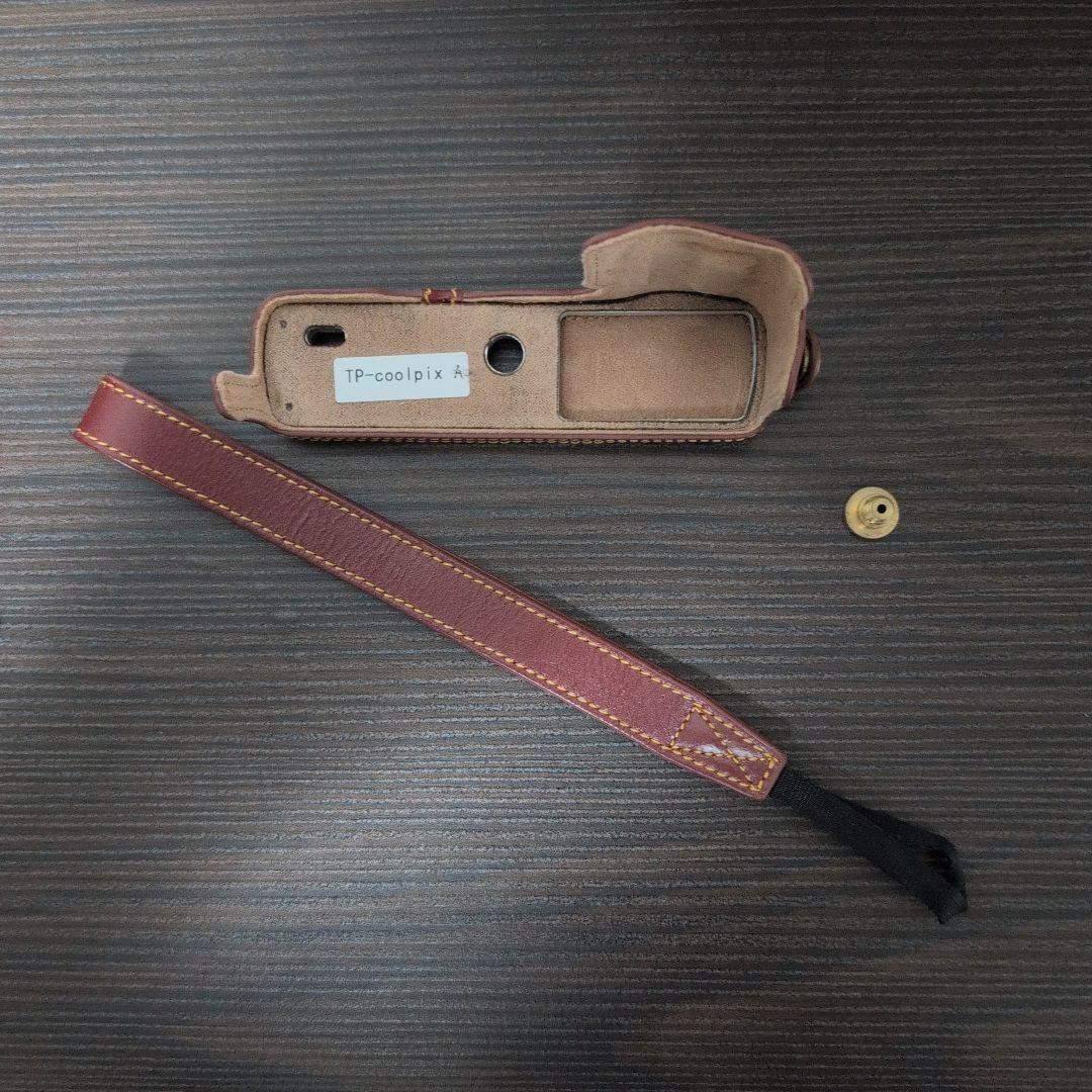 【美品】COOLPIX A （純正フード／ハーフケース付）