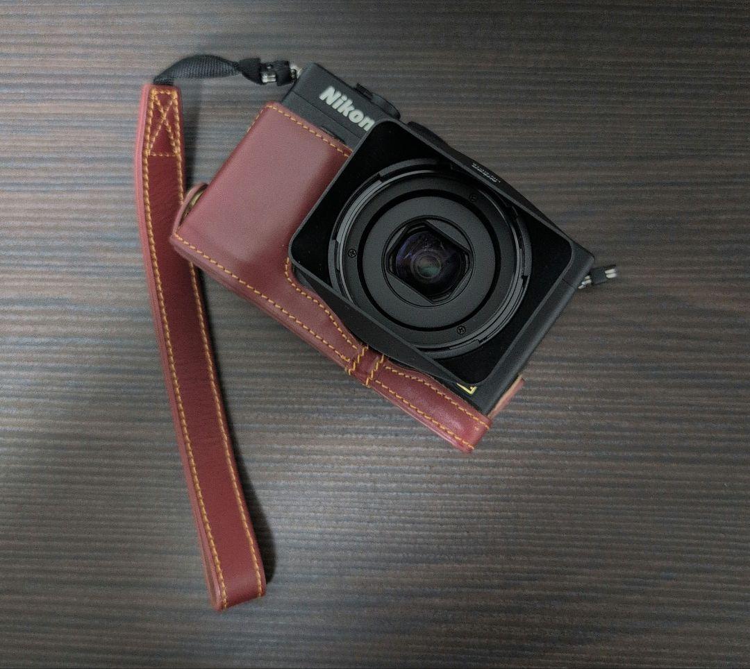 【美品】COOLPIX A （純正フード／ハーフケース付）