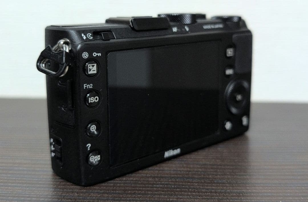 【美品】COOLPIX A （純正フード／ハーフケース付）