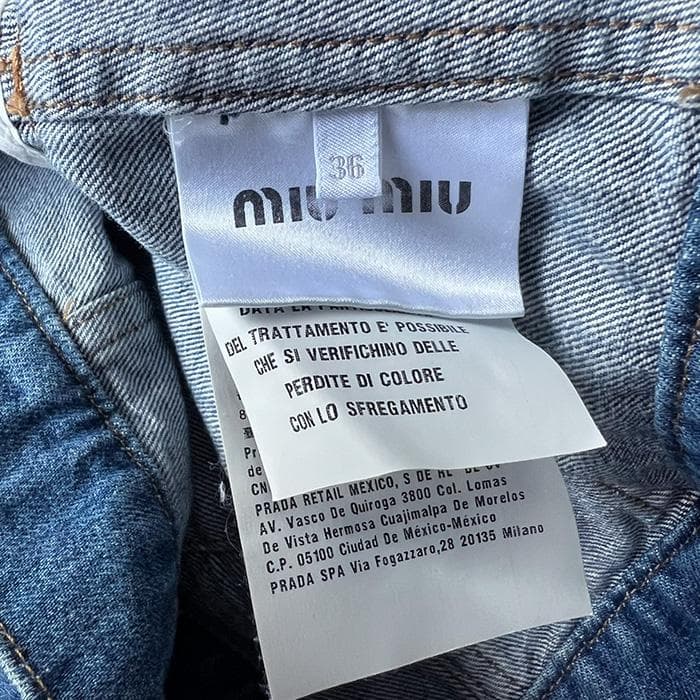 a*♡様 miu miu ミュウミュウのデニムジャケット　ロゴ入り　15万　Gジ
