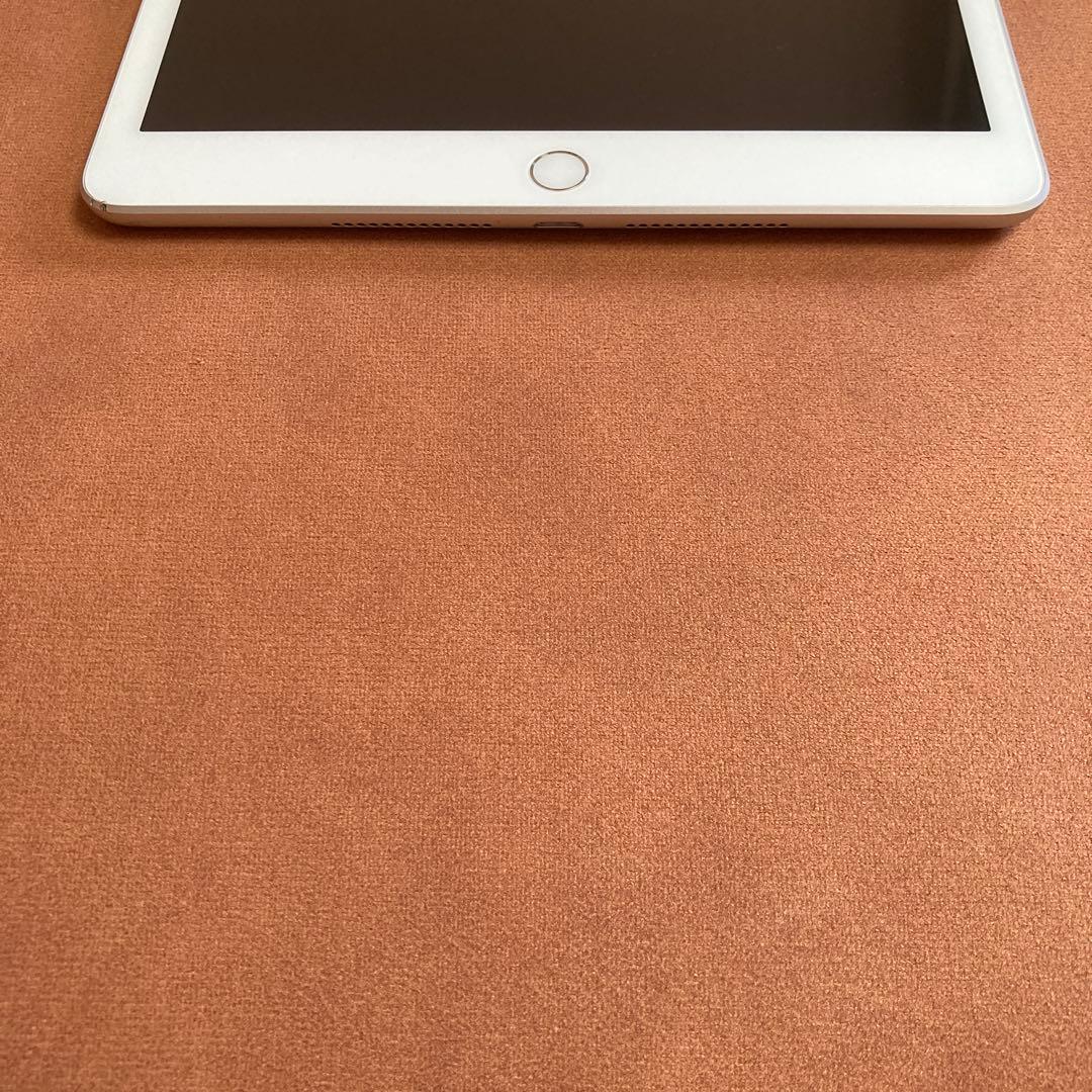 564【早い者勝ち】電池最良好☆iPad7 第7世代 128GB SIMフリー☆