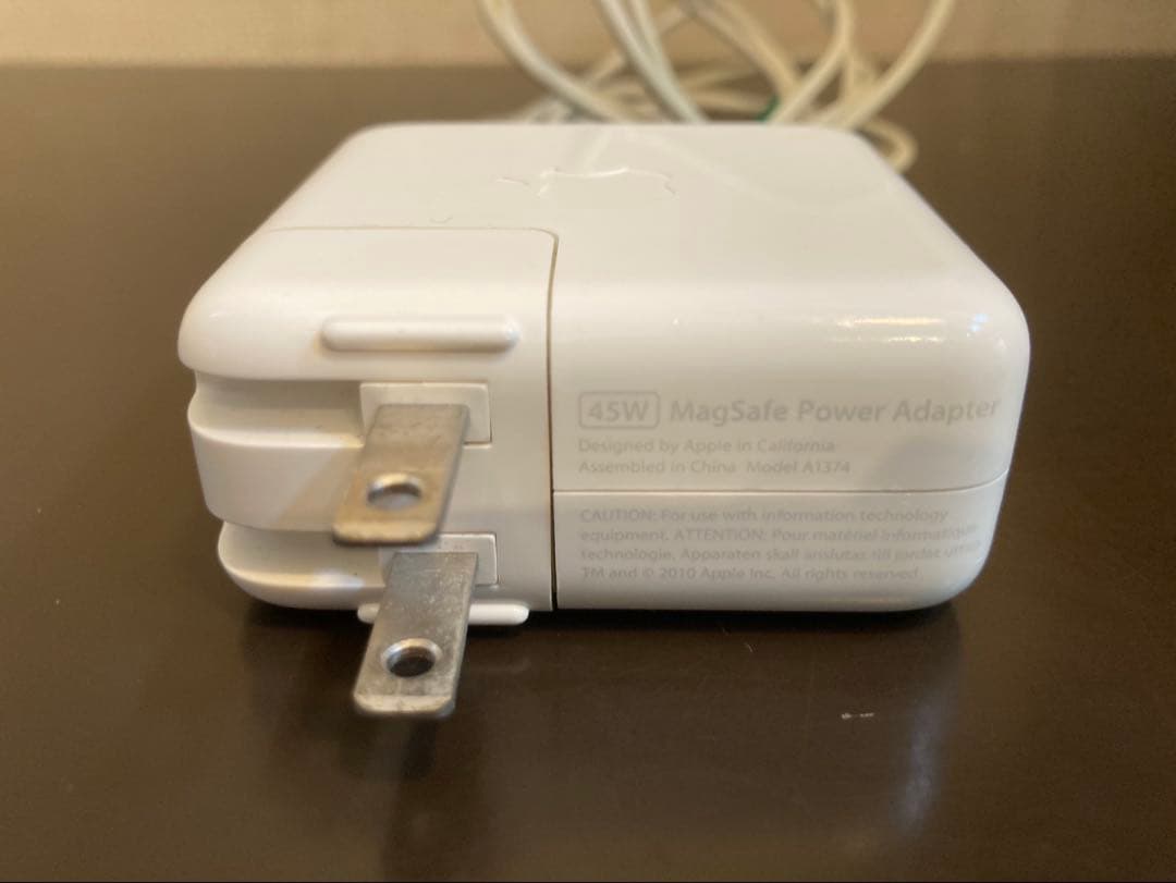 MacBook Air A1369 シルバー 充電器付き