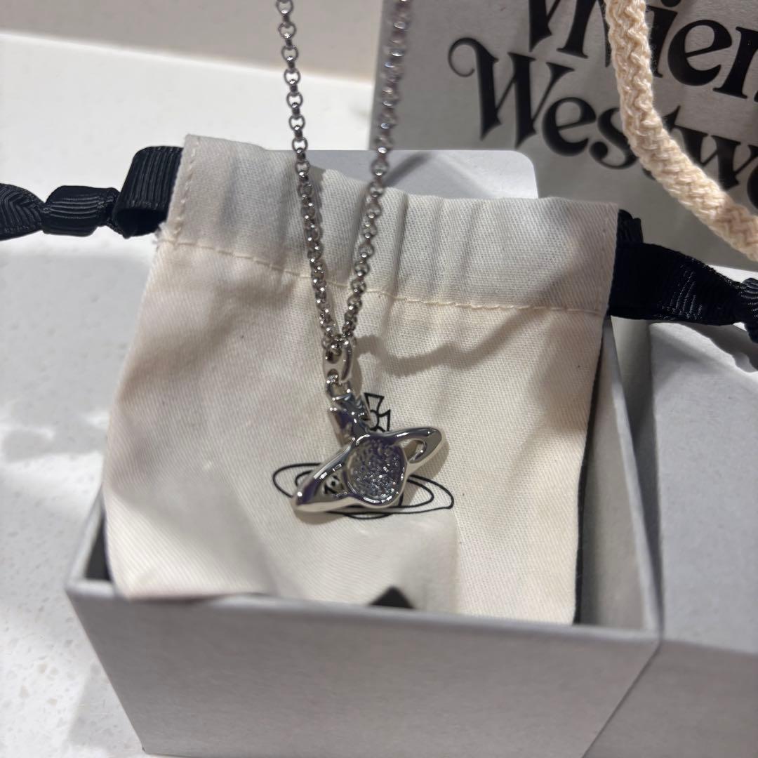 Vivienne Westwood MINI BAS RELIEF ネックレス