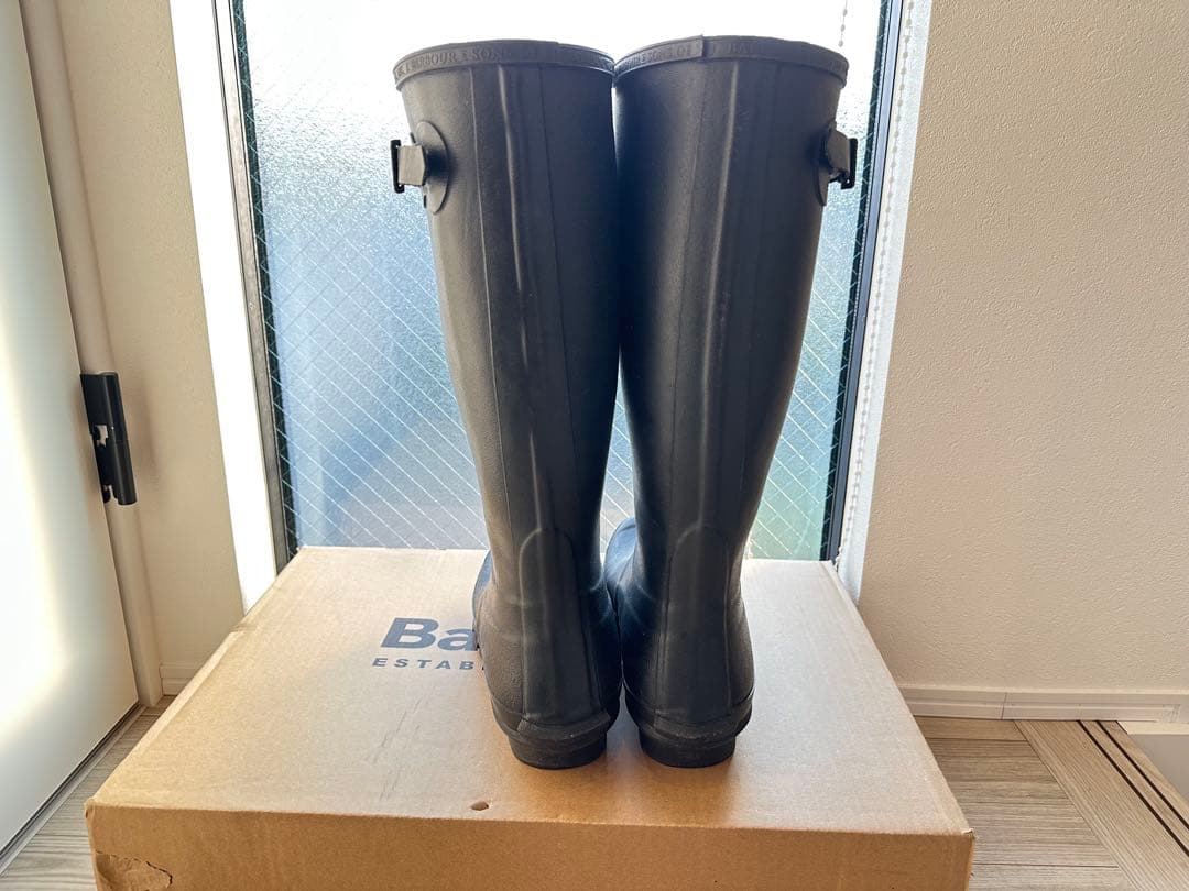 Barbour UK9 ブラック 長靴 ハウスチェック柄ライニング