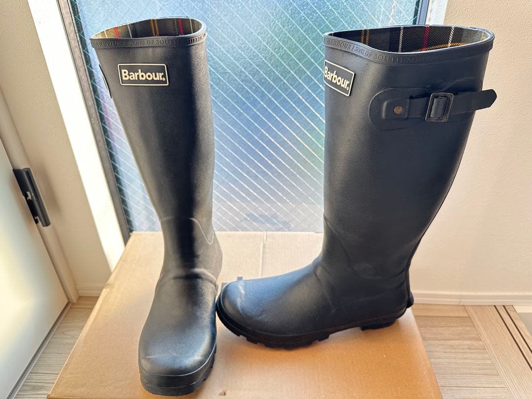 Barbour UK9 ブラック 長靴 ハウスチェック柄ライニング