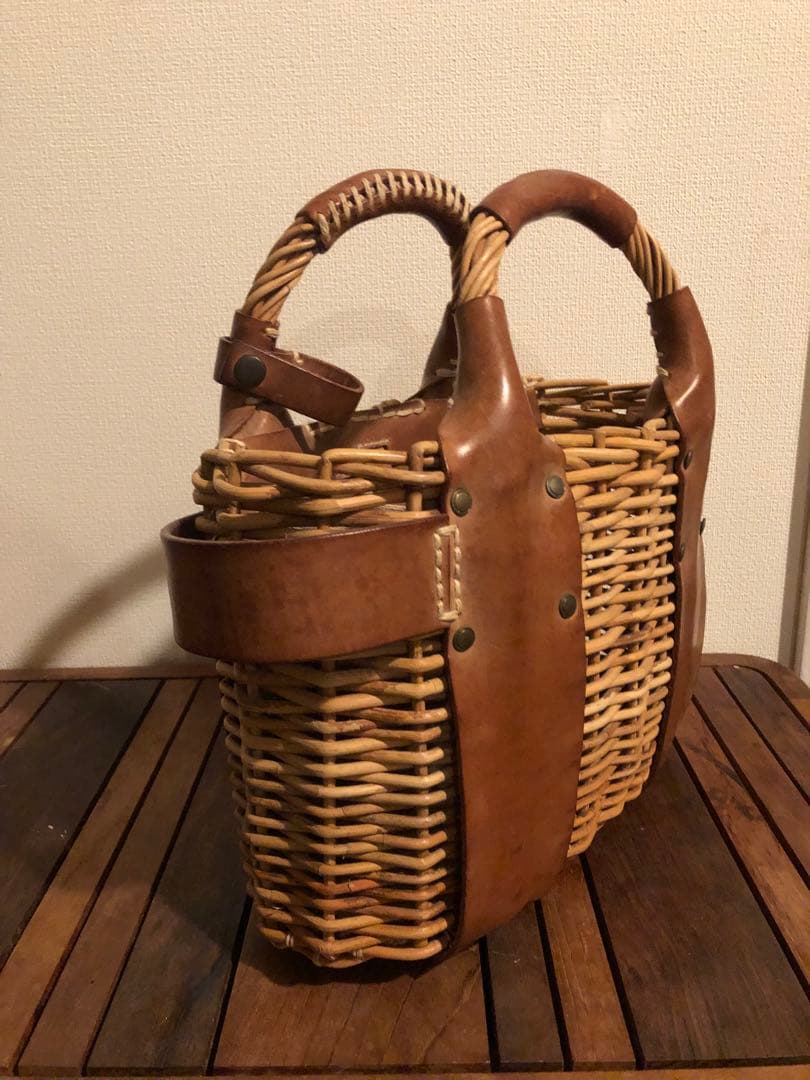 エバゴス ebagos オイルショルダーミニ　レザー　カゴバッグ