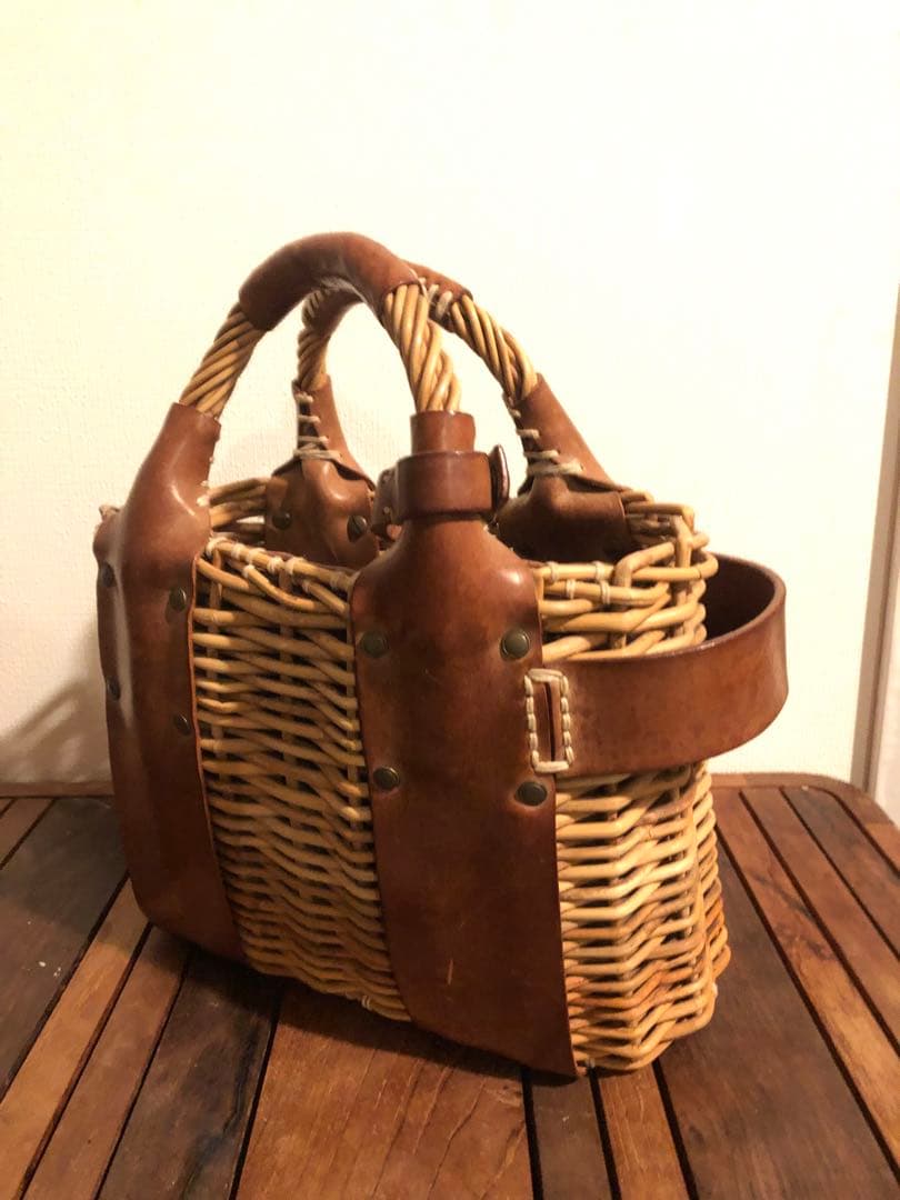 エバゴス ebagos オイルショルダーミニ　レザー　カゴバッグ