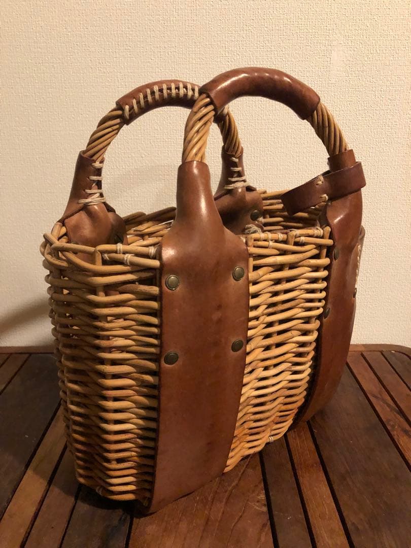 エバゴス ebagos オイルショルダーミニ　レザー　カゴバッグ