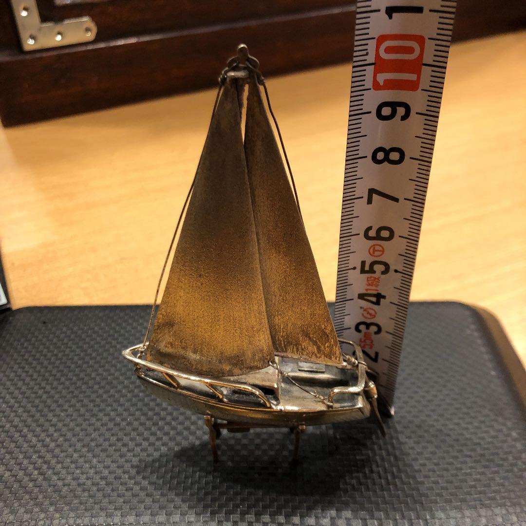 シルバー(925刻印付) 製　ヨット(船台付)