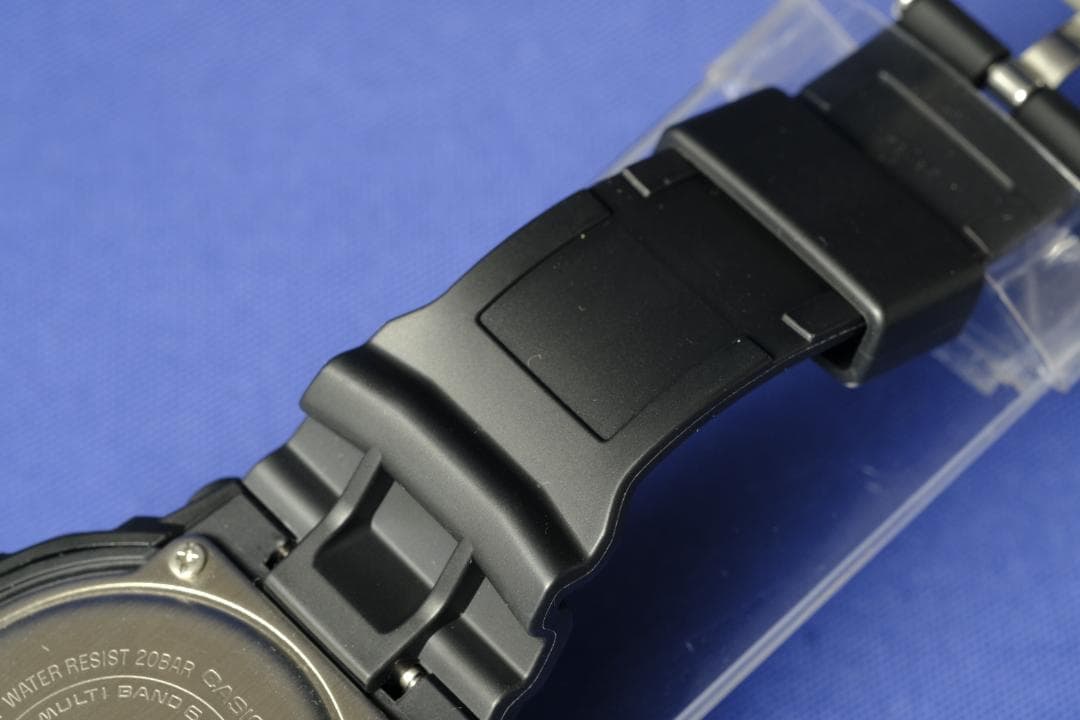 【綺麗】G-SHOCK GAW-100B 電波ソーラー／ビッグケース (235)