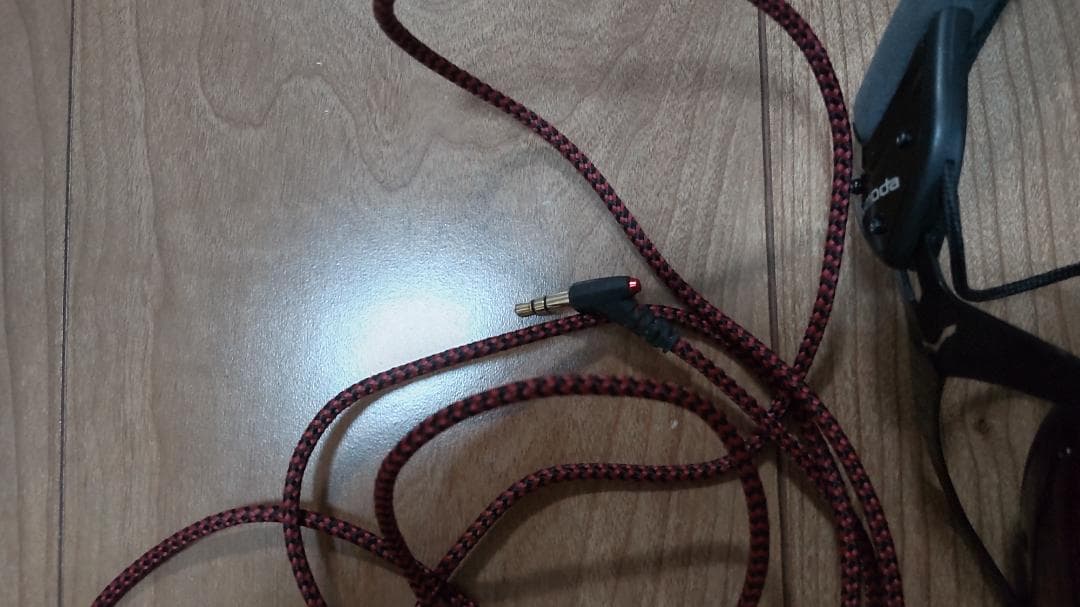 【訳あり】ローランド「V-MODA」ヘッドホン