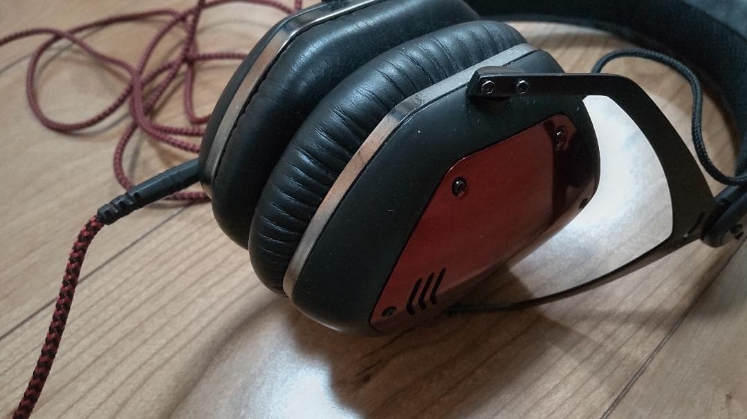 【訳あり】ローランド「V-MODA」ヘッドホン