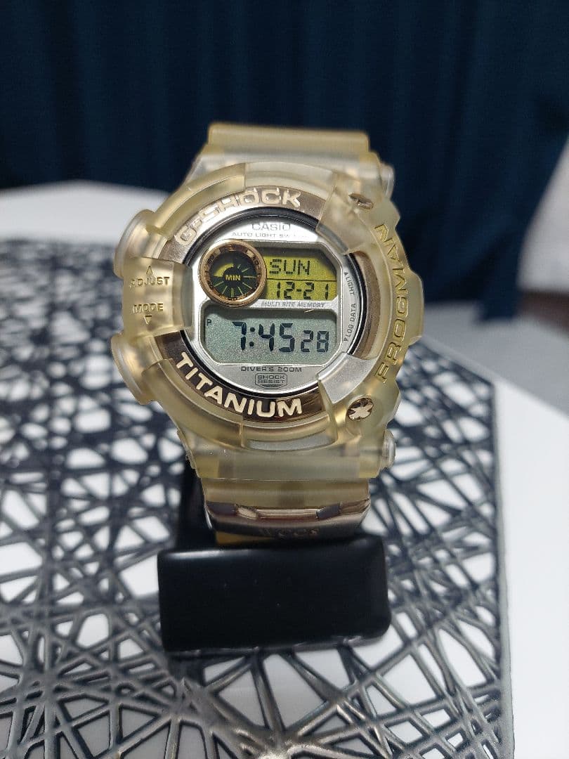 とむ　G-SHOCK WCCSマンタ FROGMAN DW-9900WC