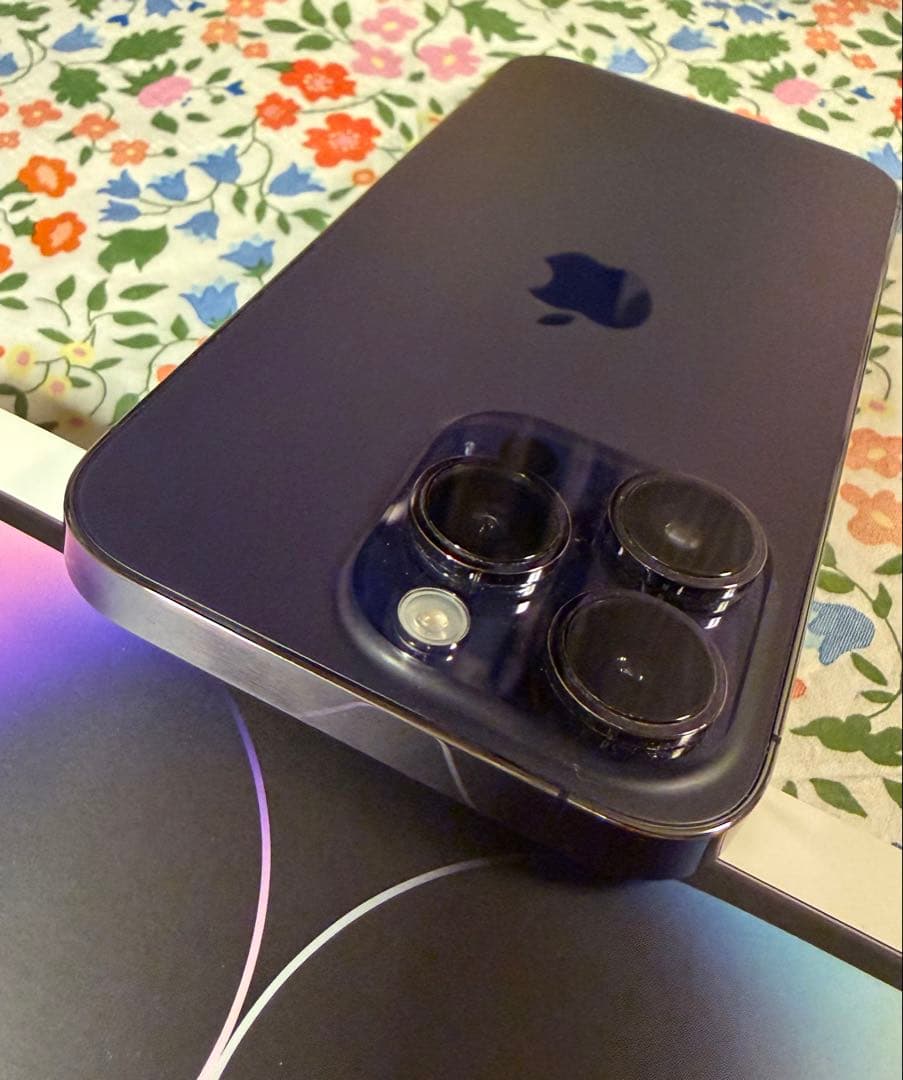 【美品】iPhone 14 Pro 1TB ブラック　SIMフリー