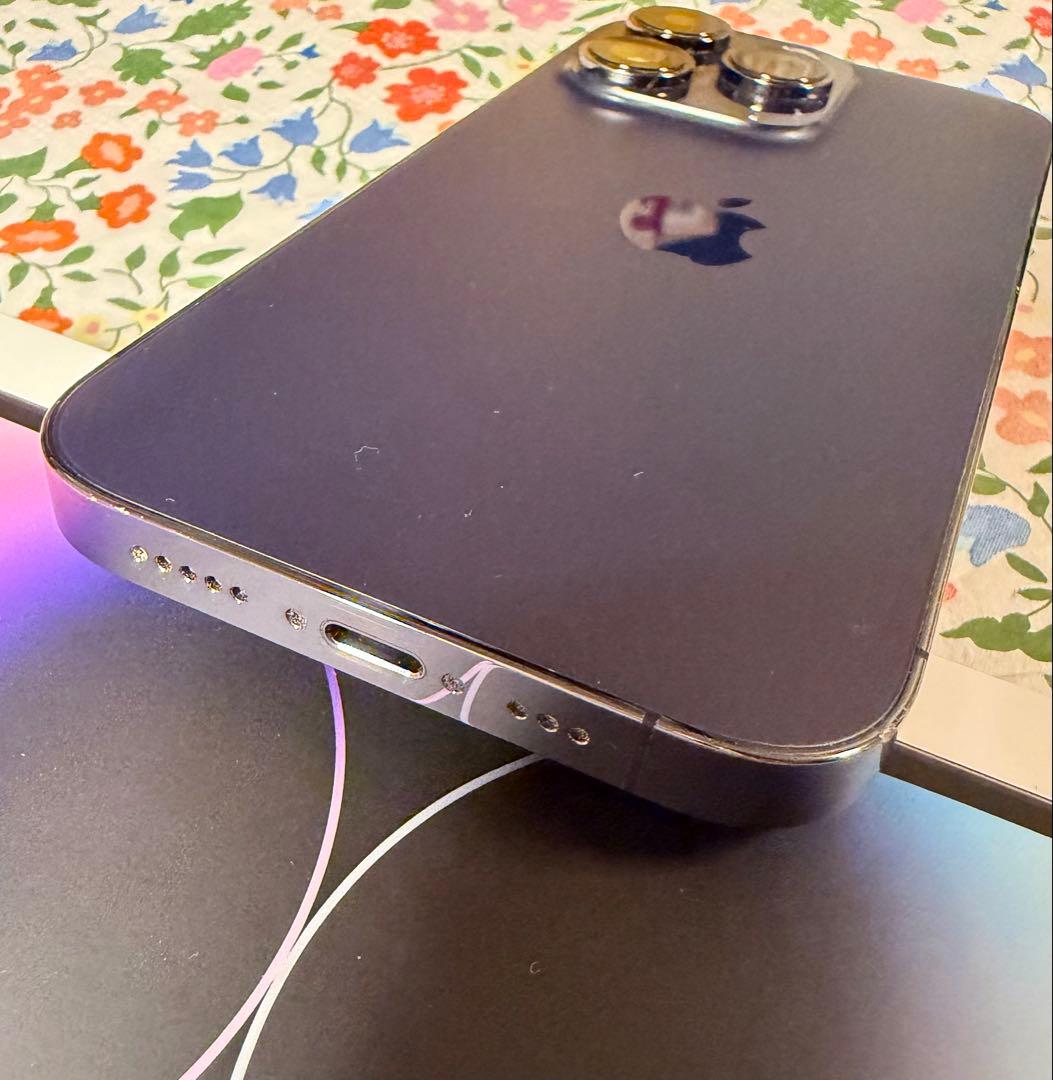 【美品】iPhone 14 Pro 1TB ブラック　SIMフリー