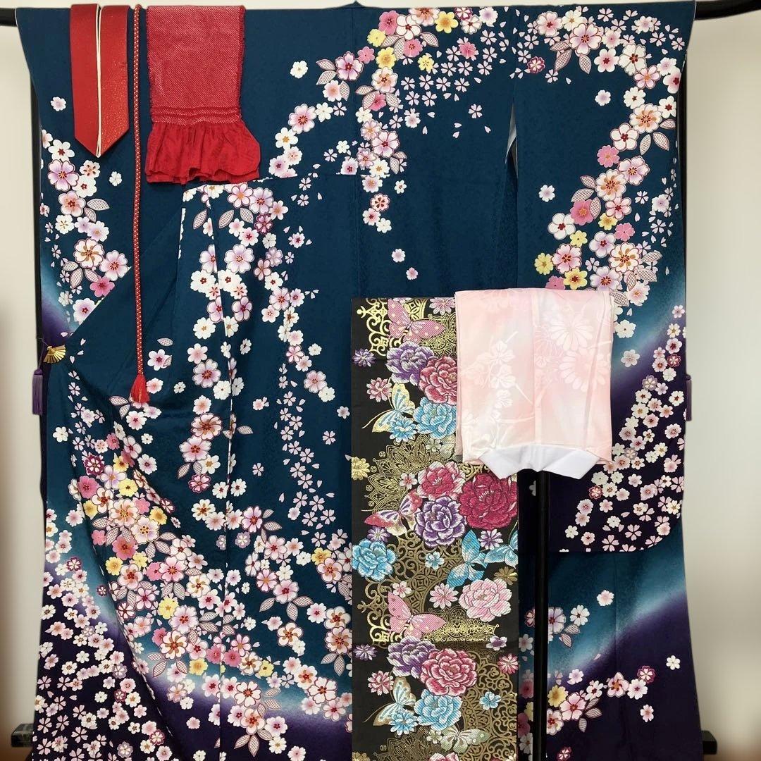 しおり　　桜の花模様振袖６点セット 金駒刺繍 トールサイズ ガード加工
